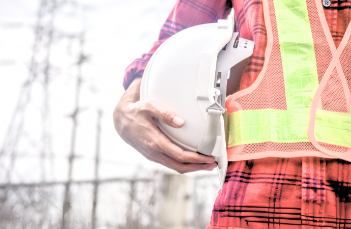 NR-12: por que cumprir essa norma vai muito além de evitar multas